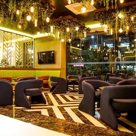גואדלחארה Hotel Antre Chapultepec מראה חיצוני תמונה