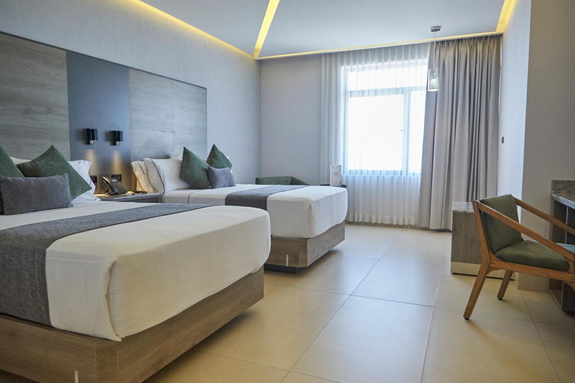 גואדלחארה Hotel Antre Chapultepec מראה חיצוני תמונה