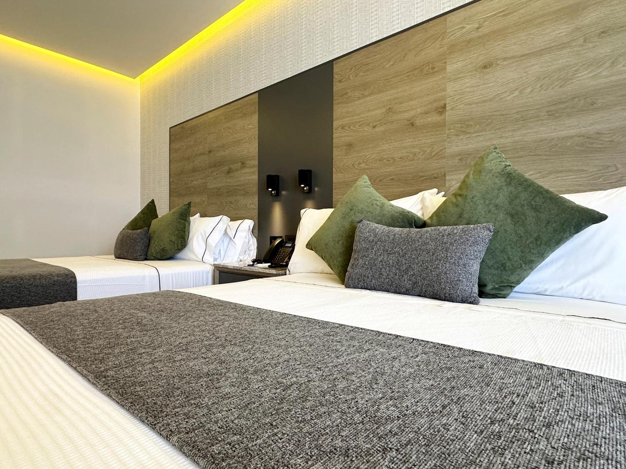 גואדלחארה Hotel Antre Chapultepec מראה חיצוני תמונה