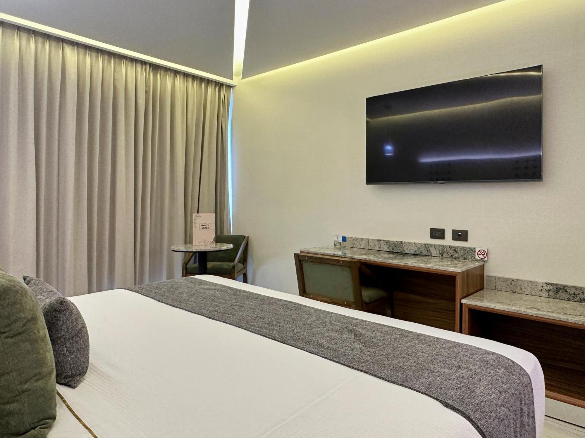 גואדלחארה Hotel Antre Chapultepec מראה חיצוני תמונה