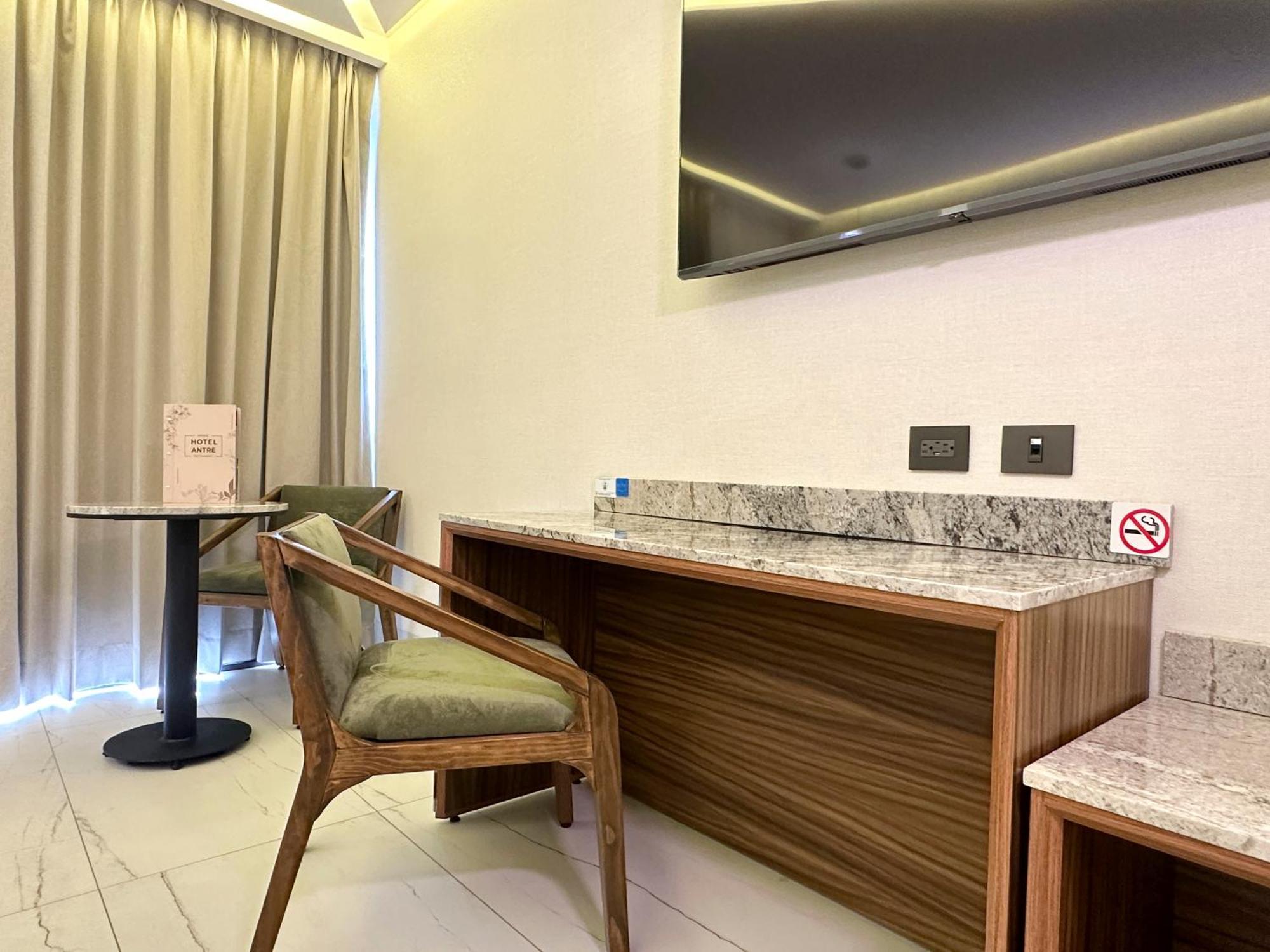 גואדלחארה Hotel Antre Chapultepec מראה חיצוני תמונה
