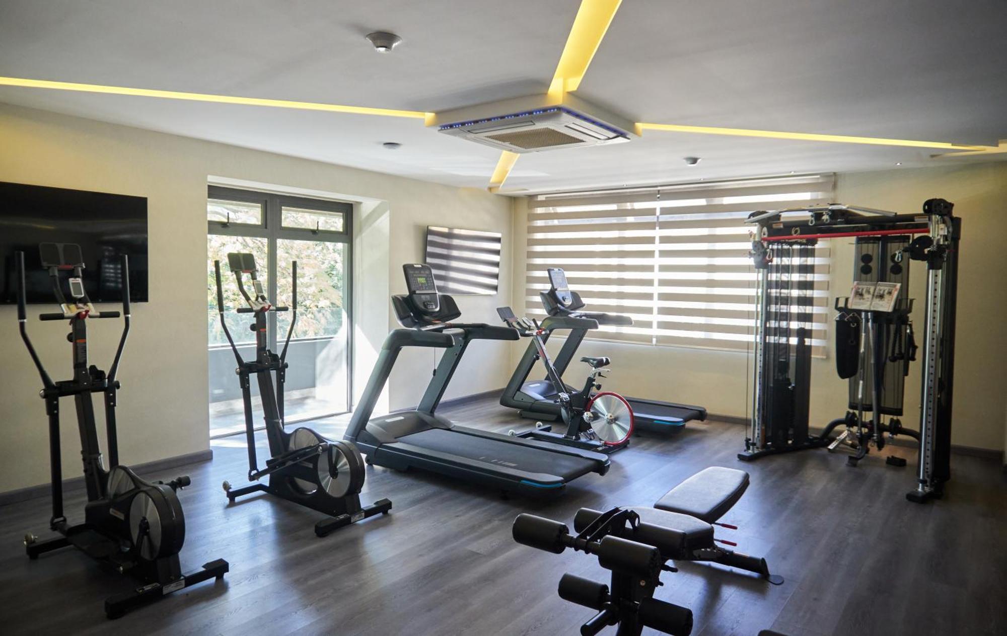 גואדלחארה Hotel Antre Chapultepec מראה חיצוני תמונה